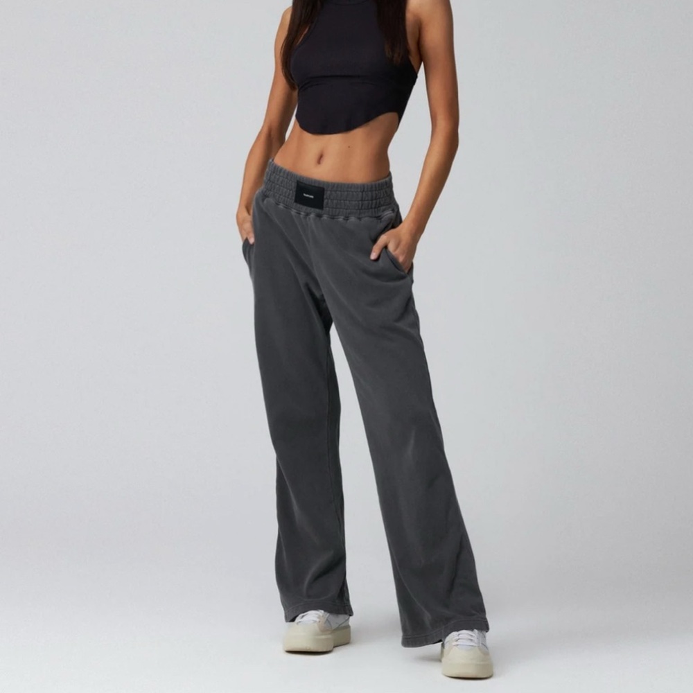TALENTLESS WOMENS WIDE LEG BOXING PANTS